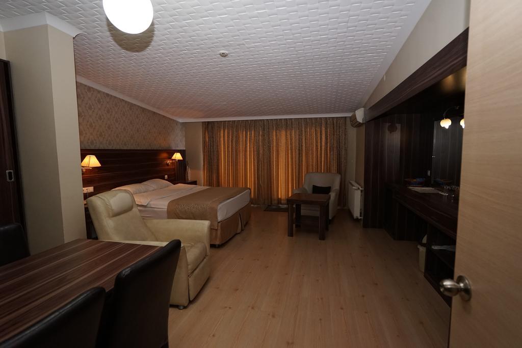 Yalihan Ari Hotel Unye エクステリア 写真
