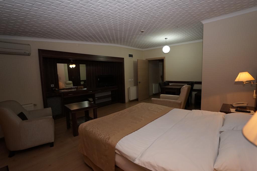 Yalihan Ari Hotel Unye エクステリア 写真